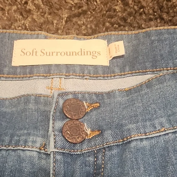 Soft Surroundings Woman's Jean - Picture 2 of 8